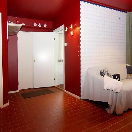 בית נופש Terraced House, *